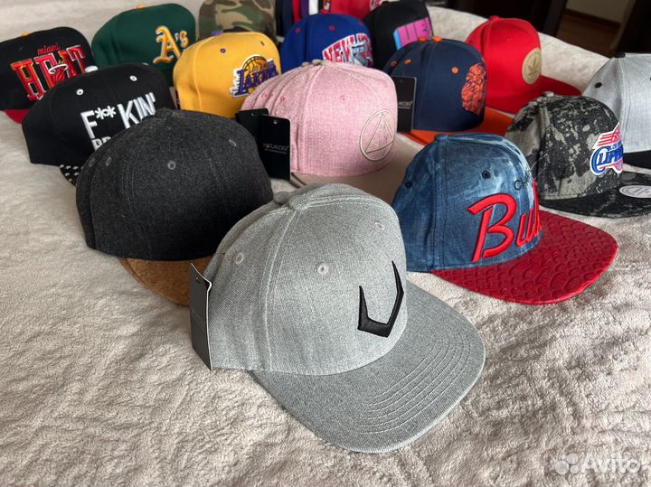 Разные кепки Snapback Новые и Б/У