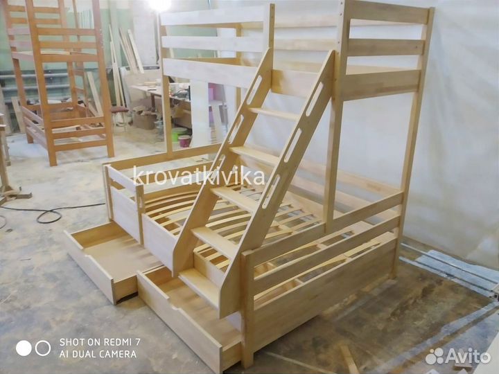 Двухъярусная кровать для детей и взрослых