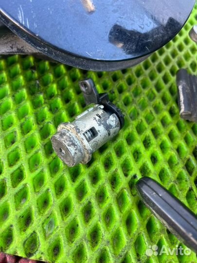 Замок зажигания комплект Ford Fusion 2007