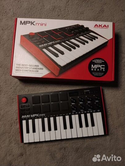 Миди-контроллер Akai mpk mini mpk3