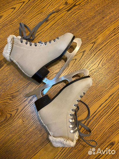 Фигурные коньки