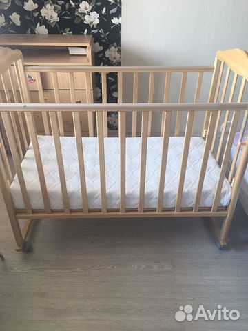 Детская кроватка