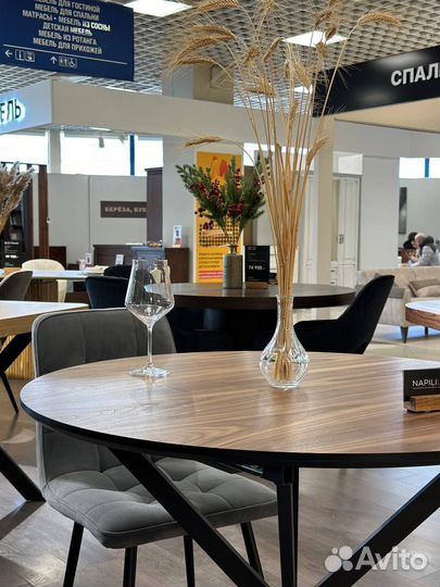 Раздвижной стол из ореха американского D100+25 см