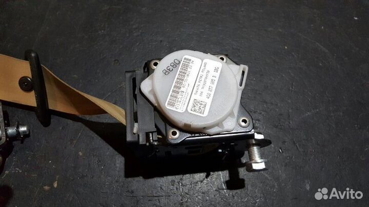 Ремень безопасности задний Audi A7 4G CGW 2011