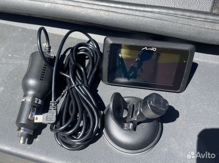 Автомобильный регистратор Mio MiVue 786 GPS