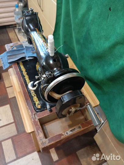 Швейная машинка подольская ручная