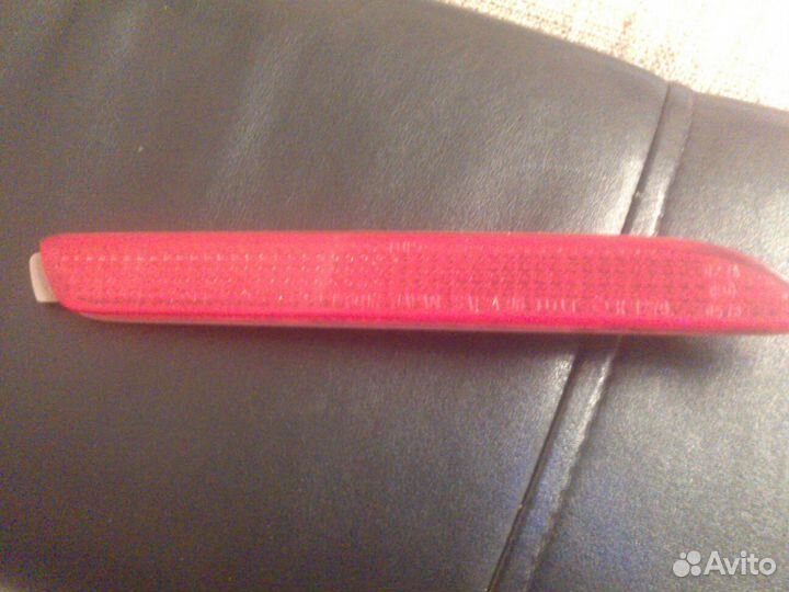 Отражатель в задний бампер Тойота Ипсум асм 21