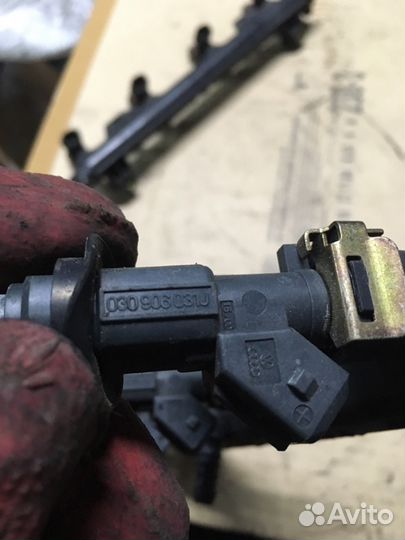 Форсунки Топливные 1.4л 030906031J VW Polo 1.4