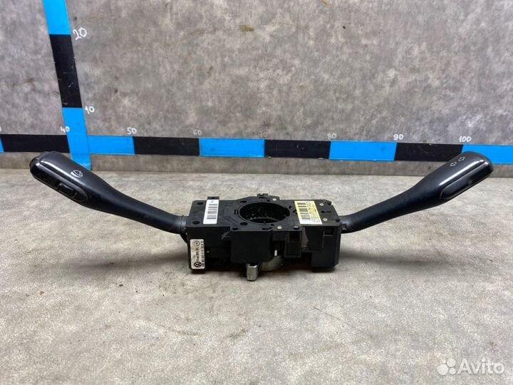 Блок подрулевых переключателей Skoda Octavia A4