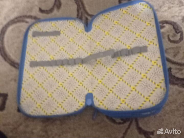 Пенал,3 отдела Синий цвет,с машиной