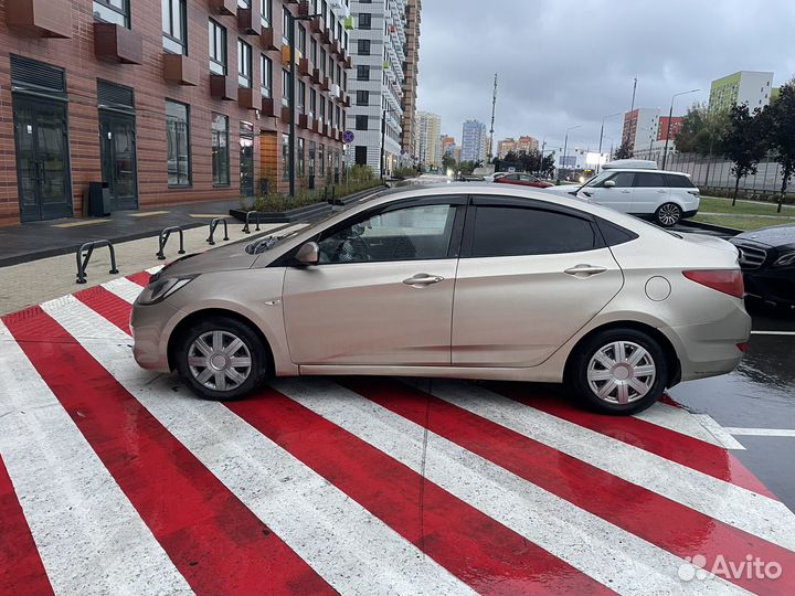 Hyundai Solaris 1.4 AT, 2014, 323 000 км