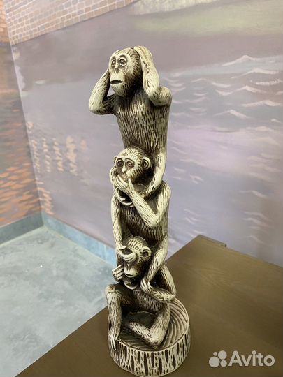 Статуэтка ничего не вижу/слышу/говорю