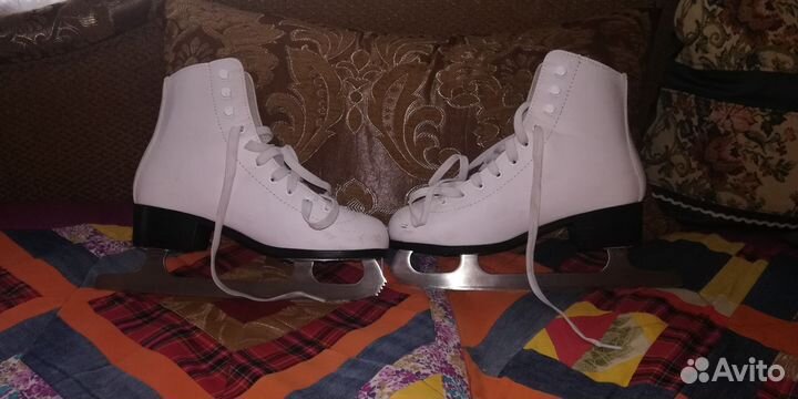 Коньки женские 39 размер
