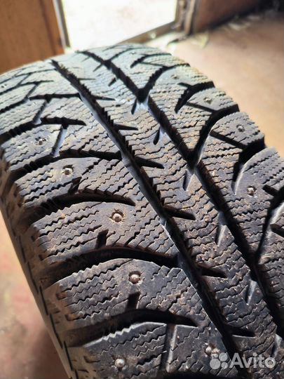 Bridgestone Ice Cruiser 7000S 205/60 R16 95
