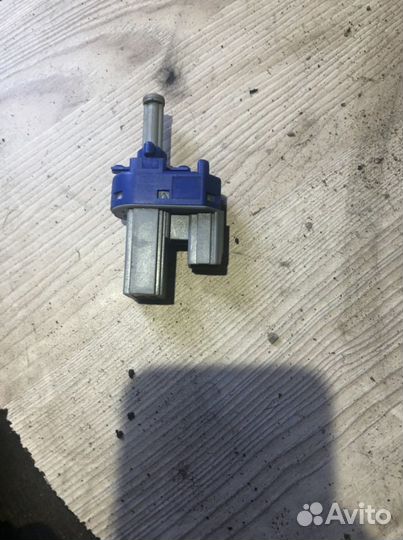 Датчик педали тормоза ford focus 2 mazda 3