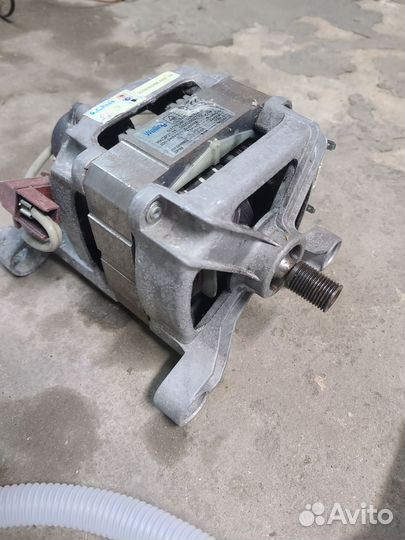 Мотор для стиральной машины indesit