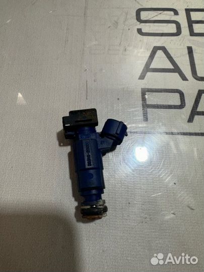 Топливная форсунка Kia Soul AM G4FC 2009