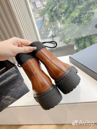 Женские ботинки Prada натуральная кожа