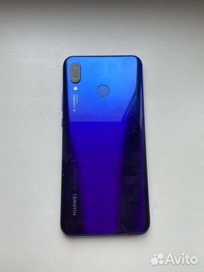HUAWEI Nova 3, 4/128 ГБ