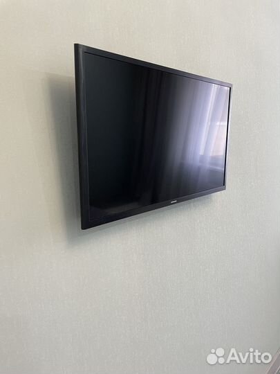 Телевизор Samsung UE32N4000AU Черный