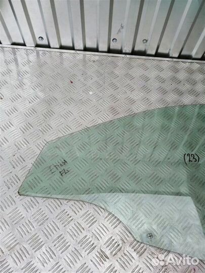 Стекло двери опускное переднее левое Chevrolet