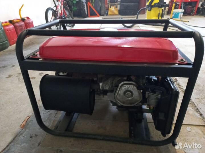 Бензиновый генератор