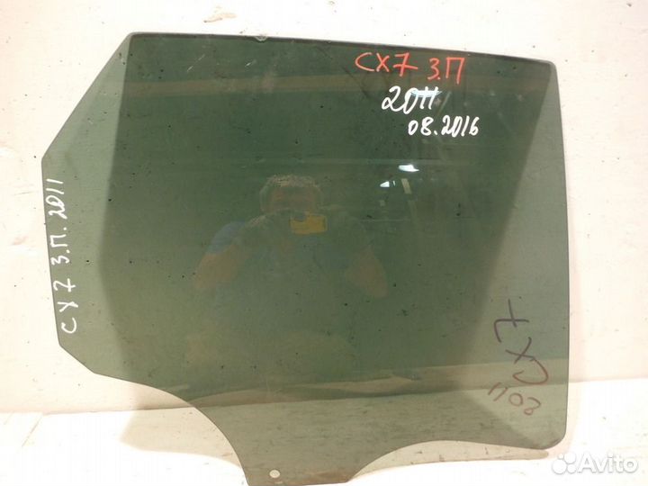 Стекло заднее правое mazda CX7 2008