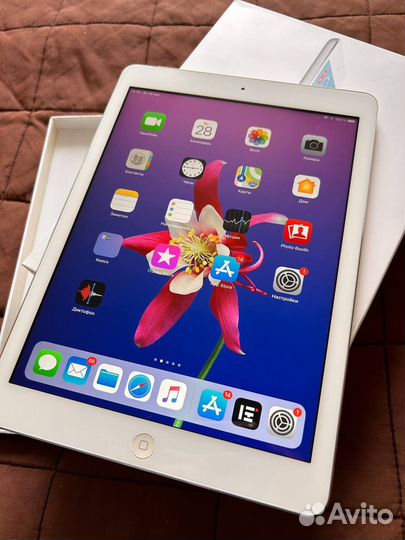 Apple iPad Air A1475 64GB, 3G, LTE, Silver