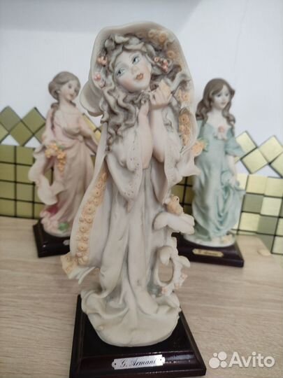 Статуэтка Armani