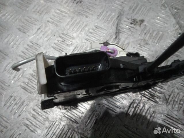 Замок двери Rio (17) пер L 6 контактов б\у (арт. 81310H0000)