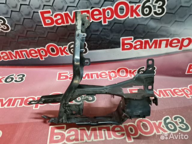 Кронштейн фары BMW X5