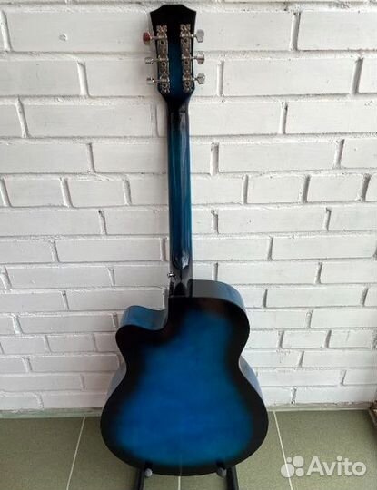 Гитара акустика