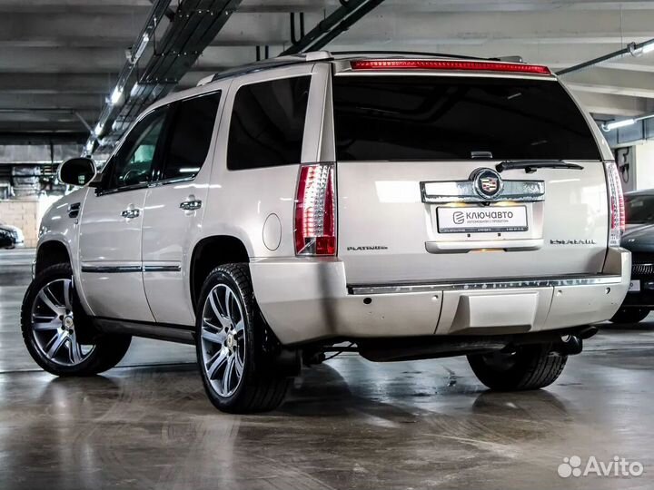 Cadillac Escalade 6.2 AT, 2013, 160 274 км