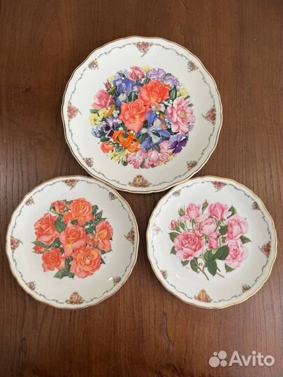 Тарелки декоративные Royal Albert