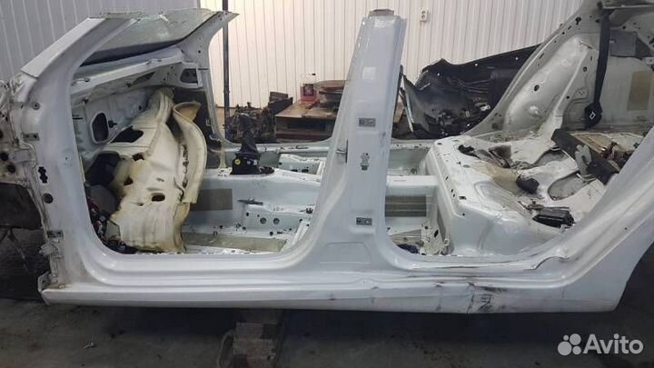 Порог со стойкой левый, Skoda Octavia (A7) 2013