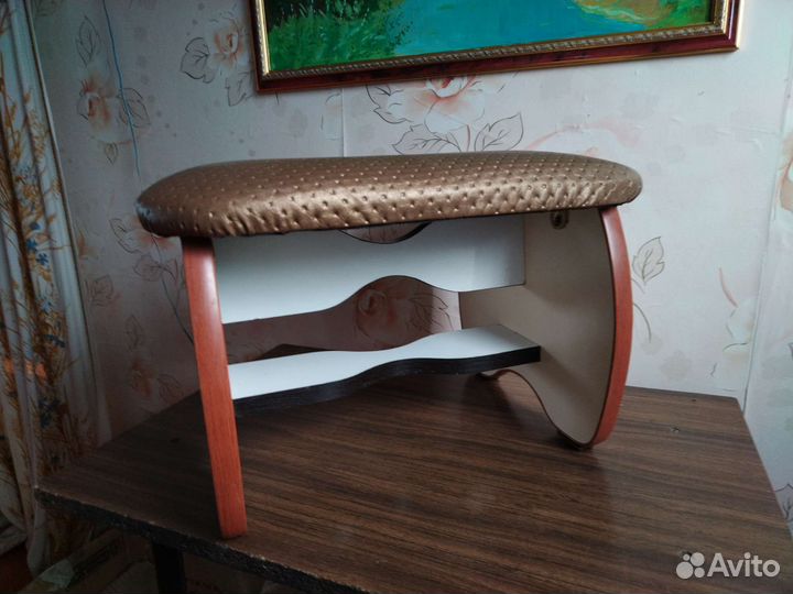 Детский туалетный столик