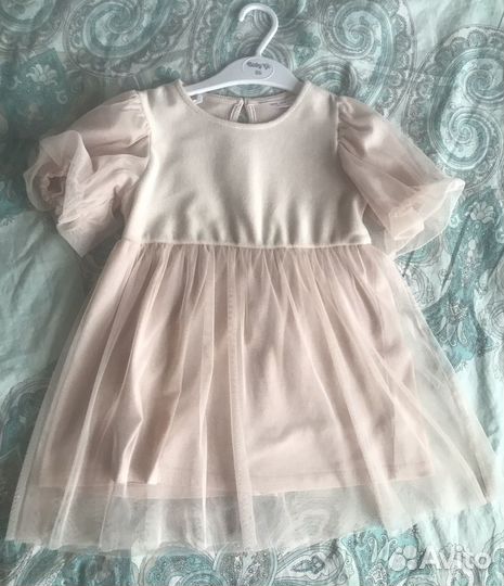 Платья и вещи пакетом на девочку 92-98