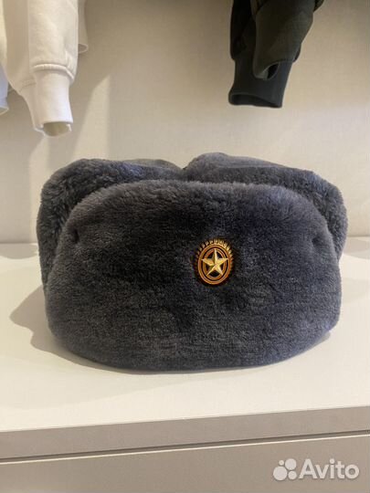 Меховая шапка-ушанка (офисная, военная)