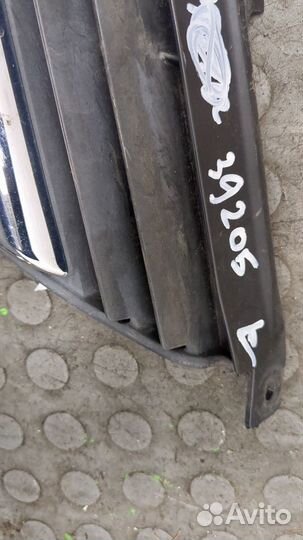 Решетка радиатора Nissan Almera Tino, 2004