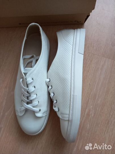 Кеды белые