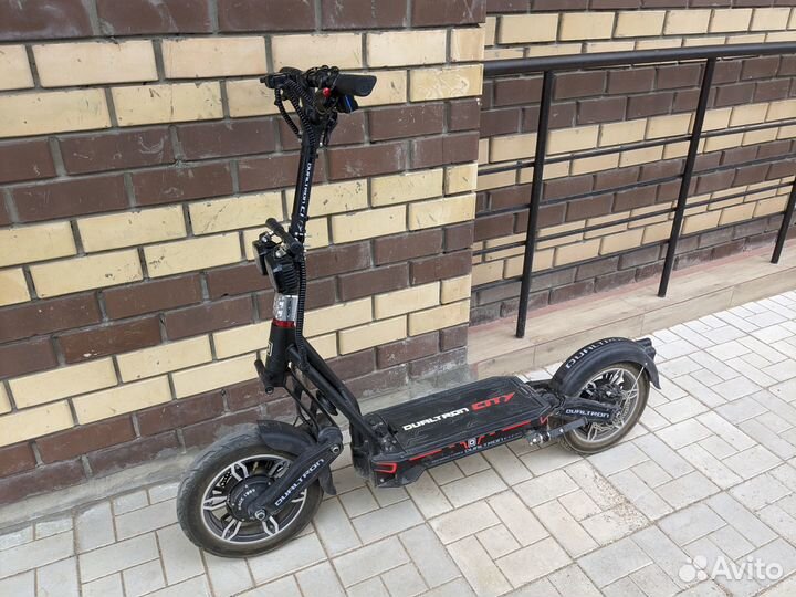Электросамокат Dualtron City с 2 аккумуляторами