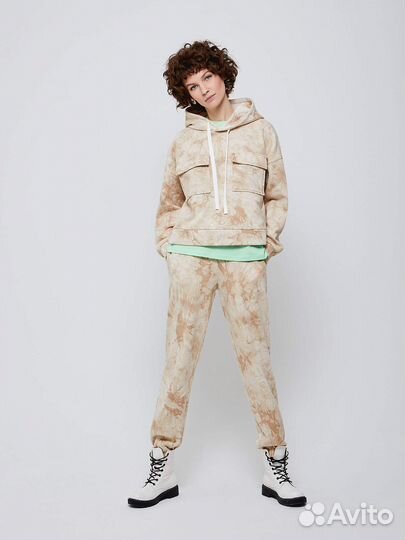 Костюм спортивный