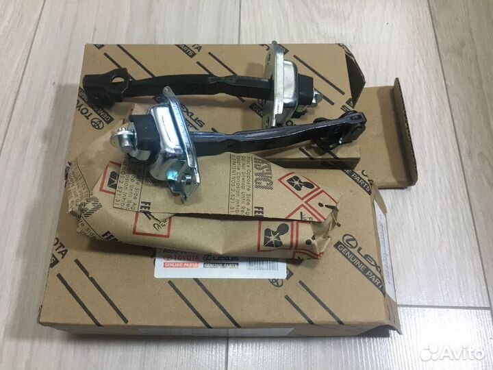 Ограничители открывания дверей Toyota Camry 40 2шт