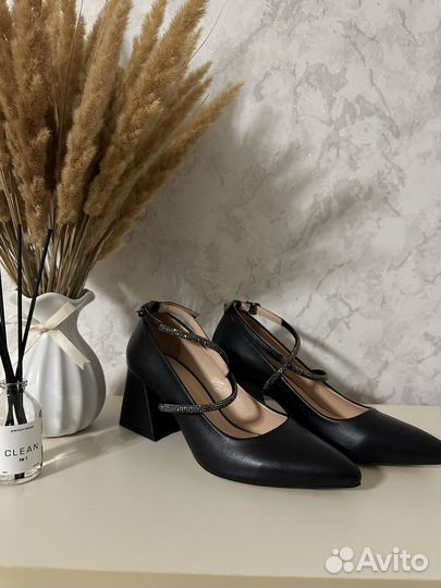 Туфли женские