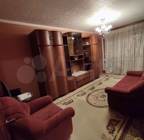 2-к. квартира, 50 м², 4/9 эт.