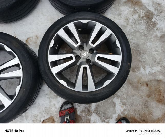 Колеса r17 на Весту св cross