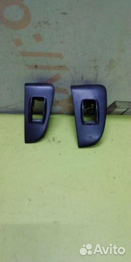 Кнопки стеклоподъемника Toyota Avensis II 2 T250