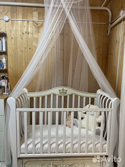 Детская кровать Oliver с маятником и ящиком