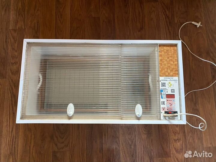 Инкубатор для яиц автоматический бу