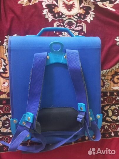 Школьный ранец